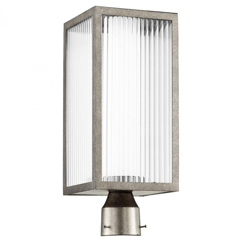 Maestro 3 Light Post Lantern