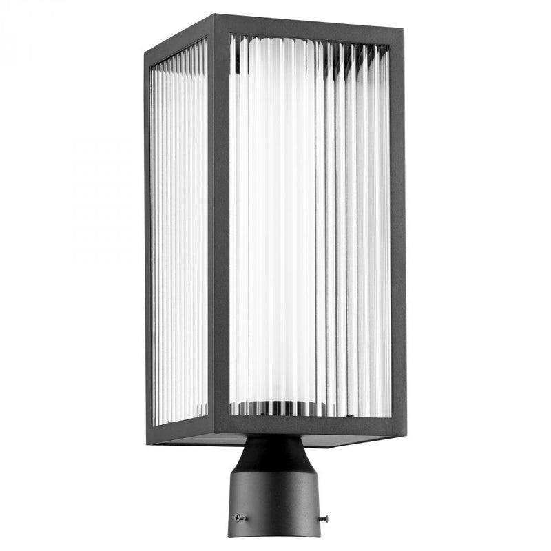 Maestro 3 Light Post Lantern